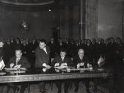 Aspect de la semnarea Comunicatului comun cu privire la vizita oficială în ţara noastră a preşedintelui Republicii Socialiste Federative Iugoslavia – Iosip Broz Tito