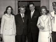 Vizita lui Nicolae Ceauşescu şi a Elenei Ceauşescu în Republica Argentina – cei doi preşedinţi, împreună cu soţiile, în urma convorbirilor oficiale de la palatul prezidenţial Olivos.   (6 martie 1974).