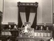Bucureşti, aprilie 1948. Nicolae Ceauşescu, membru al Biroului provizoriu al Marii Adunări Naţionale, în timpul discutării şi votării Constituţiei. (aprilie 1948)