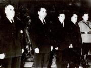 Bucureşti, 1958. De gardă la catafalcul Dr. Petru Groza. (10 ian. 1958)