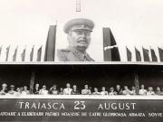 Gheorghe Gheorghiu –Dej, Petru Groza, K.E. Vorosilov, Vasile Luca, Kavtaradze Sofia, Kavtaradze S.I., Mia Groza, Teohari Georgescu, C.I.Parhon, Ana Pauker, Petre Borilă, Al. Moghioroş, Chişinevselu Iosif în tribuna oficială din Piaţa Aviatorilor cu prilejul sărbătoririi zilei de 23 august 1951. (23.08.1951).