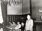 Dej, Petru Groza, Chişinevselu Iosif, ş.a., primind la Consiliul de Miniştri vizita delegaţiei decolhozniei, muncitori de la S.M.T.şi sovhozuri, tehnicieni şi specialişti din U.R.S.S. (10.09.1951).