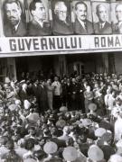 Dej, Şt. Voitec, Gh. Tătărăscu, P. Groza, Fl. Bagdasar, V. Luca, Th. Georgescu, ing. G.  Nicolau, membrii ai delegaţiei române la Conferinţa Păcii de la Paris, la sosirea în Gara Băneasa. (21.09.1946)