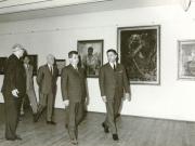 Membri ai conducerii de partid şi de stat vizitează expoziţia „Războiul de independenţă – 1877”, deschisă la Muzeul de Artă al României. (8 mai 1967)