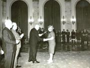Înmânarea unor ordine şi titluri, la Consiliul de Stat, cu prilejul Zilei Învăţătorului. (29 iunie 1967)