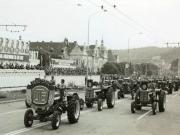 Demonstraţia oamenilor muncii din Braşov cu prilejul aniversării zilei de 23 august 1944. (23 august 1967)