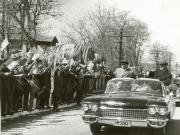 Sosirea la G.A.S. Murfatlar a conducătorilor de partid şi de stat, cu prilejul vizitei în jud. Constanţa. (12 aprilie 1968)