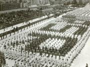 Aspecte din timpul demonstraţiei oamenilor muncii din Bucureşti, cu prilejul zilei de 1 mai. (1 mai 1968)