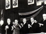 Gh. Gh.-Dej, Petru Groza, Petre Constantinescu-Iaşi, Sava Ganovski, Boris Manolov, ambasadorul Bulgariei, la Opera de Stat, cu prilejul festivităţii de deschidere a săptămânii prieteniei româno-bulgare. (1 martie 1950)