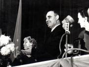 Gh. Gh.-Dej la marele miting de la Atelierele I.T.B. Floreasca, cu prilejul alegerilor din 3 decembrie 1950.(1 decembrie 1950)