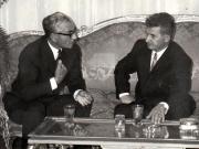 Aspecte din timpul vizitei preşedintelui Consiliului de Stat al R.S.R, Nicolae Ceauşescu, în Capitala Iranului. Convorbiri între cei doi şefi de state.   (septembrie 1969).