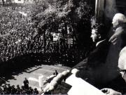 Nicolae Ceauşescu rostindu-şi cuvântarea cu prilejul deschiderii învăţământului universitar din R.S.R., în anul 1969. aspect de la mitingul din Piaţa Romană. (1 octombrie 1969).