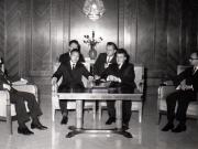 Primirea la Nicolae Ceauşescu, preşedintele Consiliului de Stat al R.S.R, a scrisorilor de acreditare a noului ambasador al R.D. Coreene în România, Kang Iăng Săp.(23    decembrie 1969).