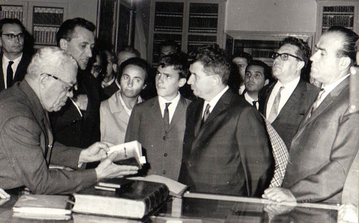 Aspect din timpul vizitei conducătorilor de partid şi de stat în regiunea Mureş Autonomă Maghiară (Târgu Mureş, Biblioteca Teleky)