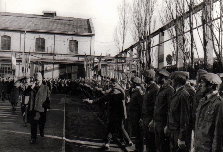Vizita de lucru a lui Nicolae Ceauşescu la Uzina de vagoane Arad.     (11 februarie 1972).