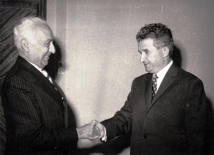 Primirea la Nicolae Ceauşescu a senatorului iranian Abbas Massaudi.     (10 aprilie 1972).