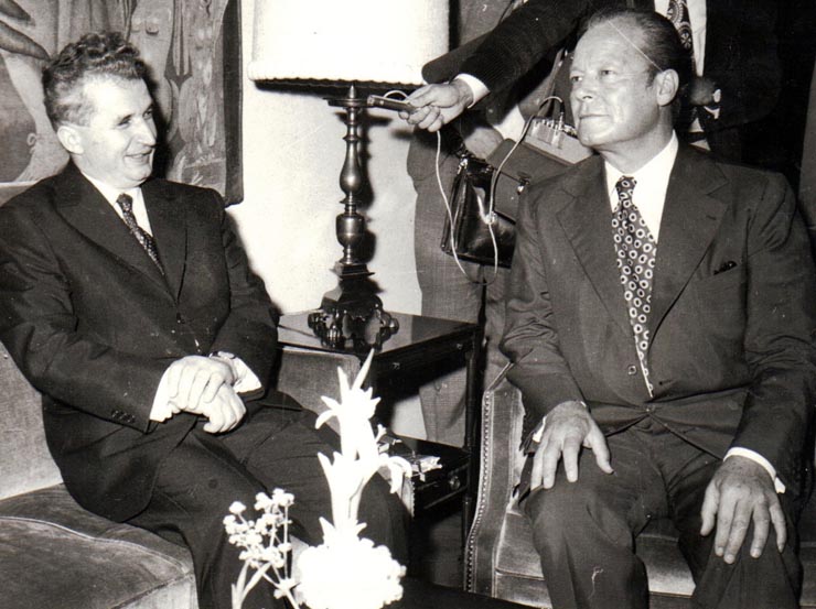 Aspecte de la vizita oficială de prietenie în Republica Federală Germană a preşedintelui Consiliului de Stat al României, Nicolae Ceauşescu.     (iunie 1973).