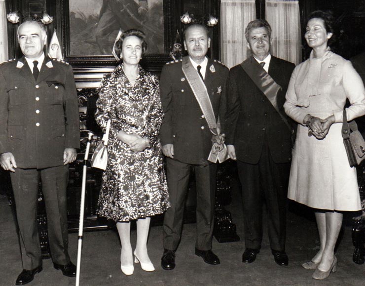 Vizita preşedintelui Consiliului de Stat al R.S.R. şi a Elenei Ceauşescu în Republica Peru. Cei doi preşedinţi împreună cu soţiile.    (septembrie 1973).