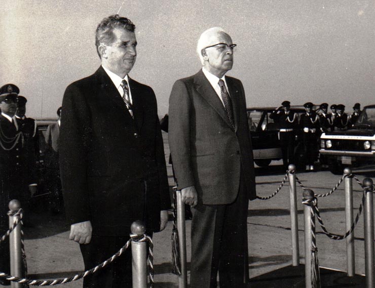 Aspecte din timpul vizitei oficiale de prietenie a preşedintelui Consiliului de Stat al R.S.R., Nicolae Ceauşescu, în Liban.    (14-16.II.1974).