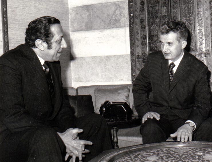 Primirea la Nicolae Ceauşescu, în timpul viztei oficiale de prietenie din Liban, a lui Emil Torbei, secretar al Partidului Socialist-Progresist din Liban. (14-16.II.1974).