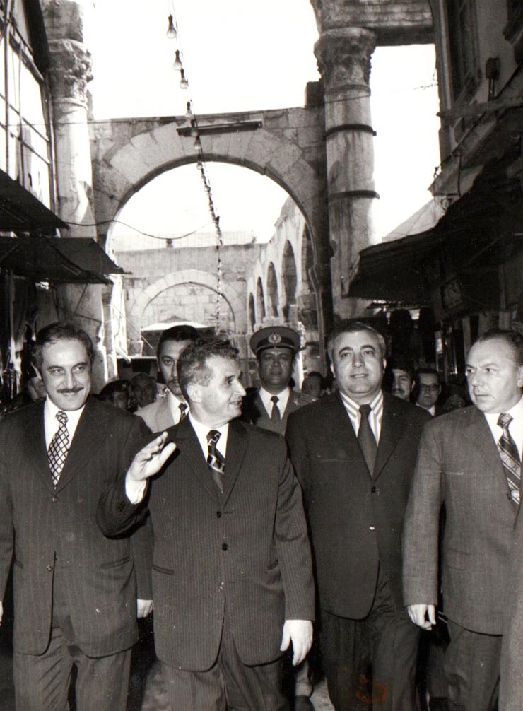 Aspecte din timpul vizitei oficiale de prietenie a preşedintelui Consiliului de Stat al R.S.R., Nicolae Ceauşescu, în Siria.      (17-19.II.1974).