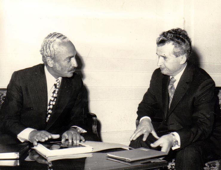 Primirea la Nicolae Ceauşescu a corespondentului diplomatic al ziarului egiptean „Al Ahram”, Hamdy Fouad.      (iunie 1974).