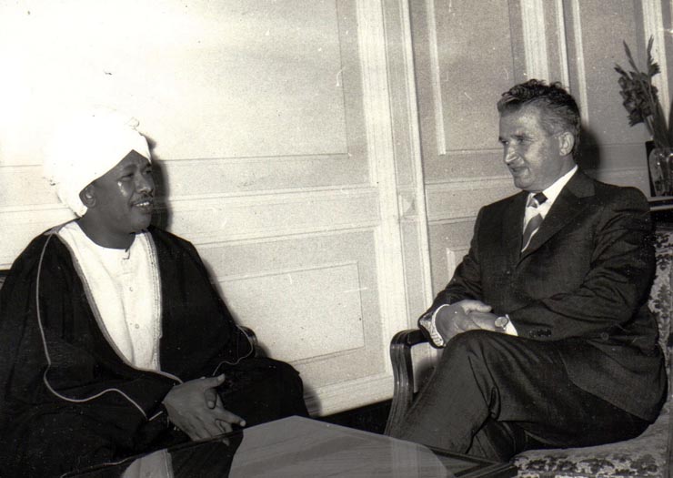 Primirea la C.C  al P.C.R.  a lui Ahmed Abdel Halim, membru al Biroului Politic al C.C. al Uniunii Socialiste Sudaneze.        (27 iulie 1974).