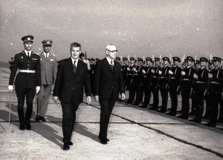 Primirea delegaţiei R.D.G. pentru a participa la festivităţile prilejuite de aniversarea a 30 de ani de la eliberarea României de sub dominaţia hitleristă.(20 ugust 1974).