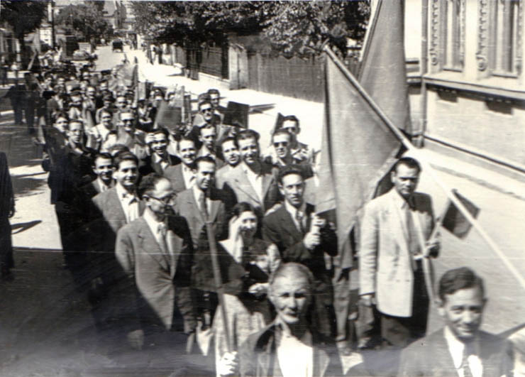 În drum spre întâmpinarea Armatei Roşii.