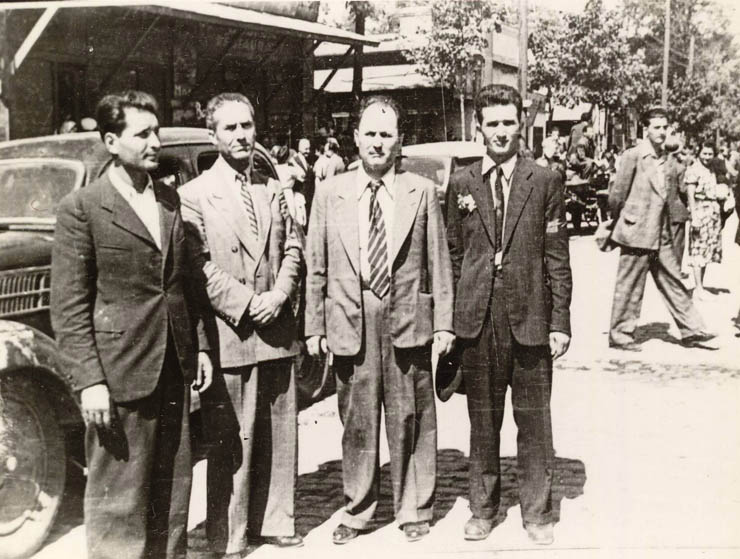 N. Ceauşescu, Constantin Agiu, P. Constantinescu-Iaşi şi Gh. Apostol la primirea Armatei Roşii. (Bucureşti-Colentina, 30 august 1944) (30.08.1944)