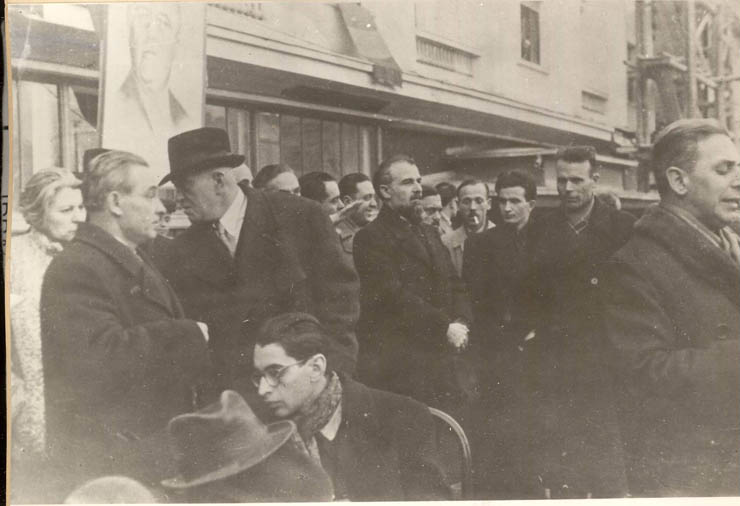 Bucureşti, martie 1945. Aspecte de la mitingul organizat cu prilejul reinstalării administraţiei române în Nordul Transilvaniei. (martie 1945)