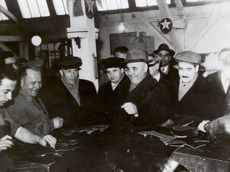 Cluj, martie 1960. Vizitarea oraşului şi a unor întreprinderi din localitate cu prilejul participării la lucrările Conferinţei regionale de partid. (martie 1960)
