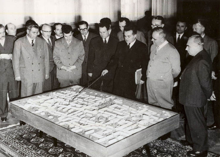 Februarie 1961. Conducători de partid şi de stat în timpul vizitei de lucru la Piteşti şi împrejurimi. (febr.1961)