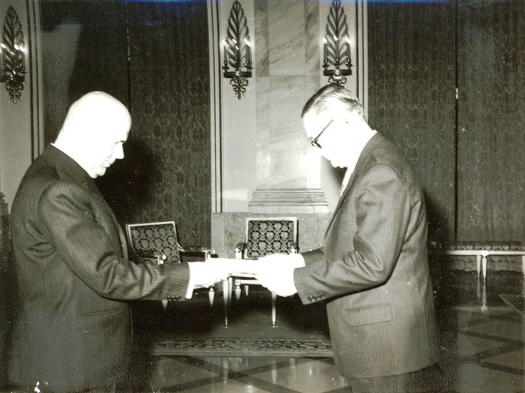 Prezentarea scrisorilor de acreditare de către ambasadorul extraordinar şi plenipotenţiar al Argentinei la Bucureşti, Rogelio Rafael Tristany.(8 mai 1967)