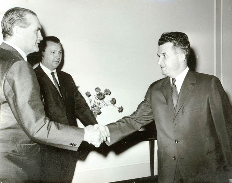 Nicolae Ceauşescu l-a primit pe John Mc. Ewen, vicepremierul Australiei. (19 mai 1967)