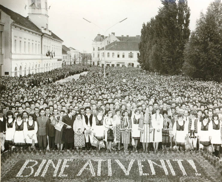 Aspecte din timpul vizitei conducătorilor de partid şi de stat în regiunea Braşov, oraşul Sfântu Gheorghe. (15-18 iunie 1967)