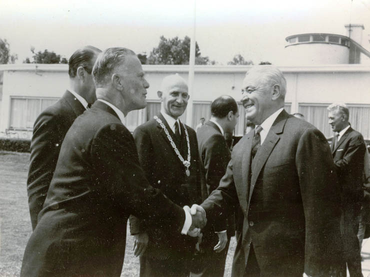 Ion Gheorghe Maurer şi Corneliu Mănescu în timpul vizitei în Olanda. (17-21 iulie 1967)