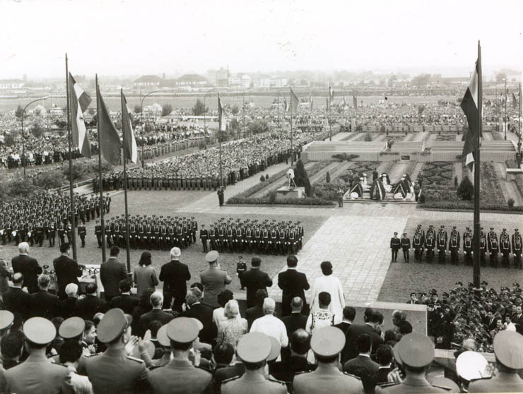 Aspecte de la aniversarea a 50 de ani de la eroicele bătălii ale armatei române, din vara anului 1917.  (Mărăşeşti, 16 august 1967)