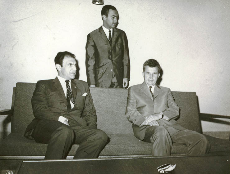 Nicolae Ceauşescu, secretar general al C.C. al P.C.R., l-a primit pe Ardeshir Zahedi, ministrul de externe al Iranului. (18 august 1967)