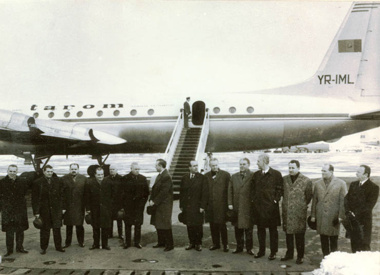 Înapoierea de la Roma a delegaţiei guvernamentale a României, în frunte cu Ion Gh. Maurer, care a făcut o vizită oficială în Italia, la invitaţia premierului Aldo Moro. (ianuarie 1968)