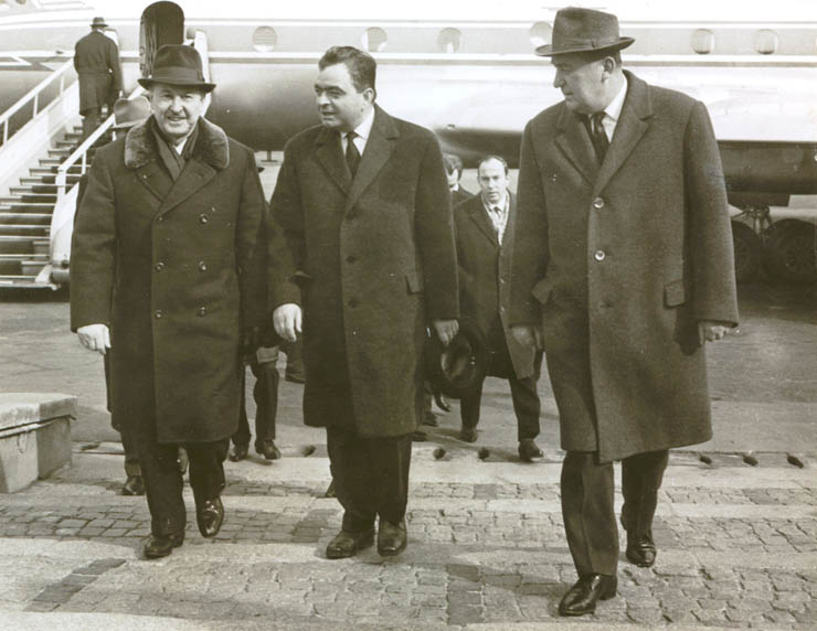 Sosirea lui B.N. Panomariov, secretar al C.C. al P.C.U.S, care va face o vizită de prietenie în România. (16 februarie 1968)