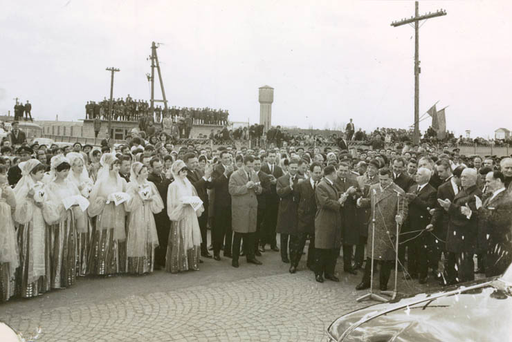 Aspect de la mitingul de la Constanţa, cu oprilejul vizitei conducătorilor de partid şi de stat. (aprilie 1968)