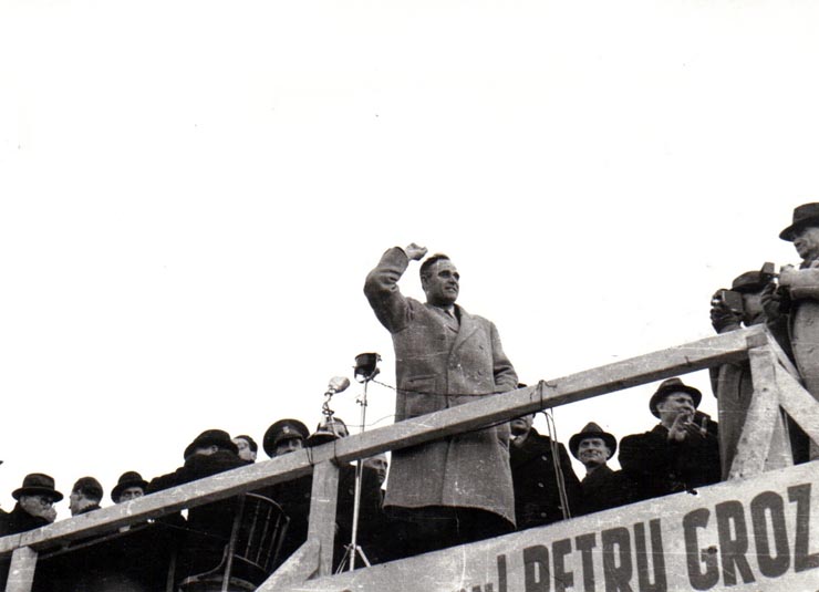 Gheorghe Gheorghiu Dej vorbind la manifestaţia F.N.D. din Piaţa Naţiunii (6 martie 1945),(Rangheţ Iosif).(6 martie 1945)