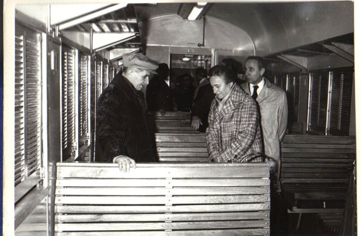 Conducători de partid şi de stat în vizită de lucru la Întreprinderea de vagoane Arad. (27-28.III.1979).