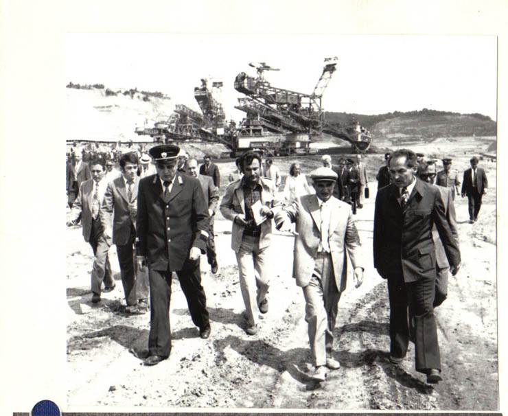 Conducători de partid şi de stat în vizită de lucru în judeţul Gorj. La cariera Tismana. (9.VIII.1979).