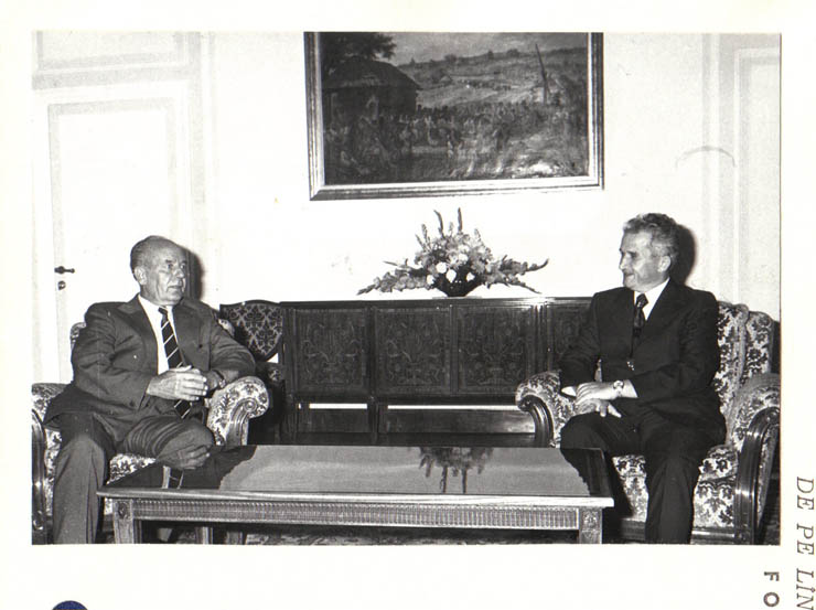 Nicolae Ceauşescu, secretar general al P.C.R., preşedintele R.S.R., a primit pe Sandor Gaspar, membru al Biroului Politic al C.C. al P.M.S.U., secretar general al Consiliului Central al Sindicatelor din Ungaria, care, la invitaţia Consiliului Central al UGSR, face o vizită în ţara noastră în fruntea unei delegaţii a sindicatelor din Ungaria. (31.VIII.1979).