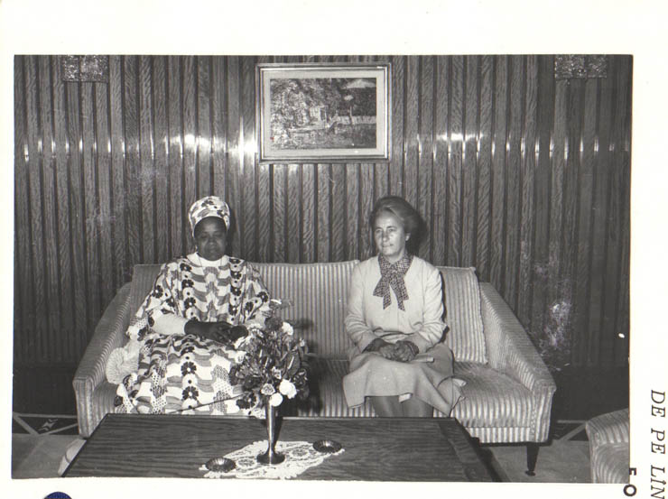 Întâlnire la Palatul Primăverii între Elena Ceauşescu şi Andree Toure, soţia lui Ahmed Sekou Toure, preşedintele R.P. Revoluţionare Guineea, aflată într-o vizită oficială în România. (14-15.X.1979).