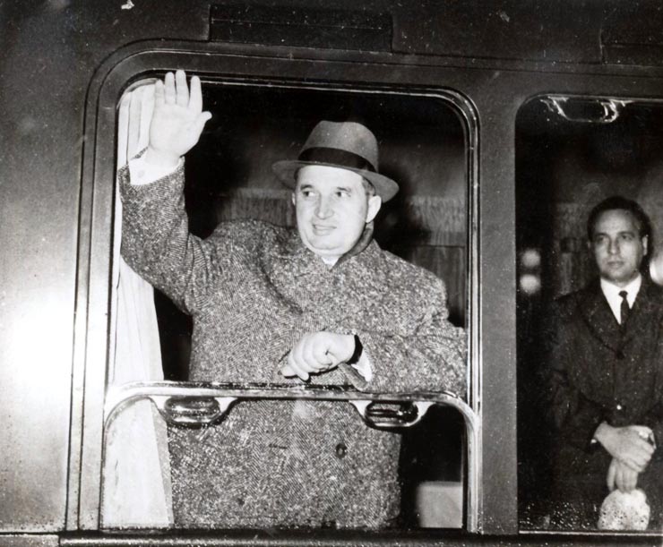 Plecarea delegaţiei Partidului Comunist Român, condusă de Nicolae Ceauşescu, la cel de al IX-lea Congres al Partidului Comunist Bulgar. (13 XI 1966)