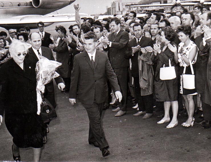 Nicolae Ceauşescu primeşte delegaţia de partid a Partidului Comunist din Spania, invitată să participe la lucrările Congresului al X-lea al P.C.R (6-12 august 1969).