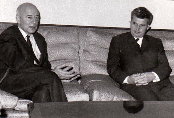 Nicolae Ceauşescu, secretar general al P.C.R. a primit delegaţia Partidului Comunist Italian condusă de Giancarlo Pojatta, care a fost invitată să participe la lucrările Congresului al X-lea al P.C.R     (8  august 1969).